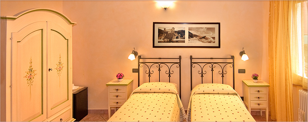 Il Timone Rooms Loreto - Contacts - Monterosso al Mare - Cinque Terre - Liguria - Italy